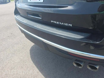 2021 Chevrolet Suburban Premier 1LZ - miniatura 24