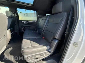 2021 Chevrolet Suburban RST 1SP - miniatura 17