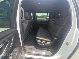 2021 Chevrolet Suburban RST 1SP - miniatura 13