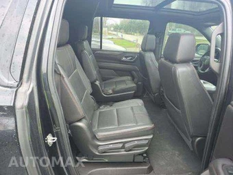 2021 Chevrolet Suburban RST 1SP - miniatura 17
