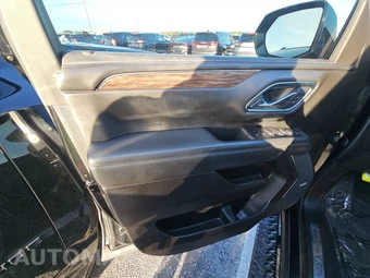 2021 Chevrolet Suburban Z71 2Z7 - miniatura 9