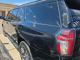 2021 Chevrolet Suburban Z71 2Z7 - miniatura 6