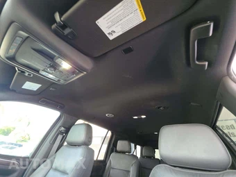 2021 Chevrolet Suburban Z71 2Z7 - miniatura 11