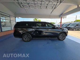 2021 Chevrolet Suburban Z71 2Z7 - miniatura 4