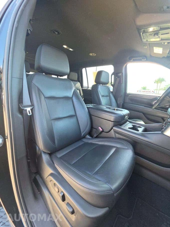 2021 Chevrolet Suburban Z71 2Z7 - miniatura 16