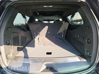 2021 Chevrolet Suburban Z71 2Z7 - miniatura 17