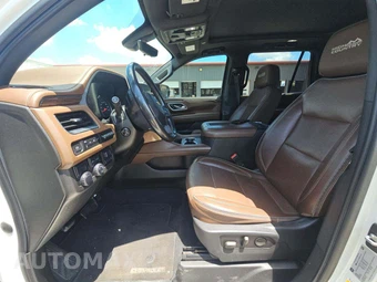 2021 Chevrolet Tahoe High Country 3LZ - miniatura 3