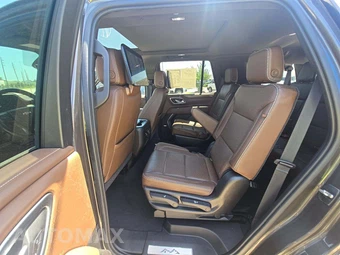 2021 Chevrolet Tahoe High Country 3LZ - miniatura 10