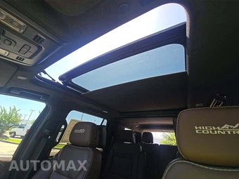 2021 Chevrolet Tahoe High Country 3LZ - miniatura 8