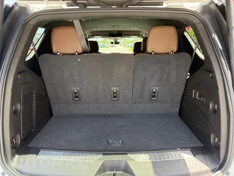 2021 Chevrolet Tahoe High Country 3LZ - miniatura 17