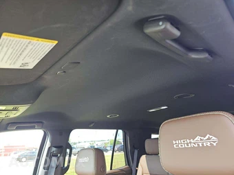 2021 Chevrolet Tahoe High Country 3LZ - miniatura 11