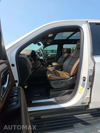 2021 Chevrolet Tahoe High Country 3LZ - miniatura 3