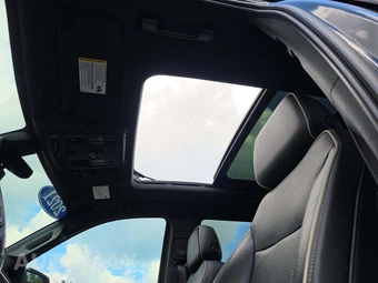 2021 Chevrolet Tahoe Premier 1LZ - miniatura 11