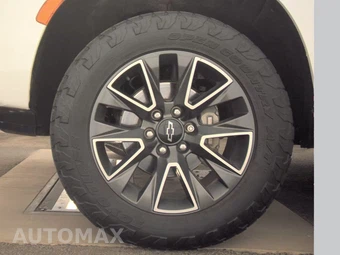 2021 Chevrolet Tahoe Z71 2Z7 - miniatura 9