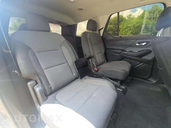 2021 Chevrolet Traverse LT Cloth 1LT - miniatura 14