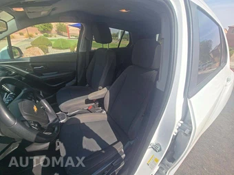 2021 Chevrolet Trax LS 1LS - miniatura 3