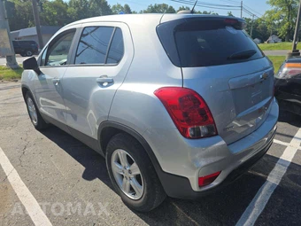 2021 Chevrolet Trax LS 1LS - miniatura 2