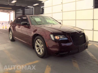 2021 Chrysler 300 Touring – miniatura 3