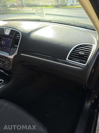 2021 Chrysler 300 Touring – miniatura 19