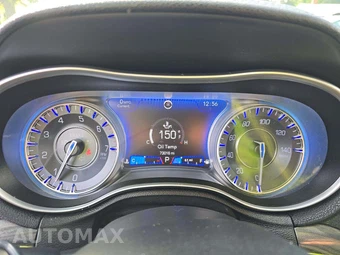 2021 Chrysler 300 Touring – miniatura 9