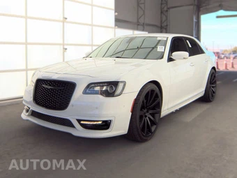 2021 Chrysler 300 Touring L