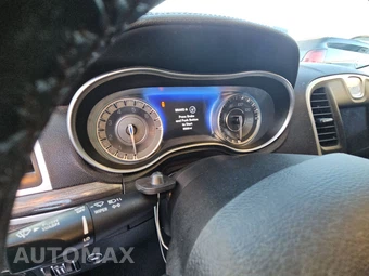 2021 Chrysler 300 Touring L – miniatura 12