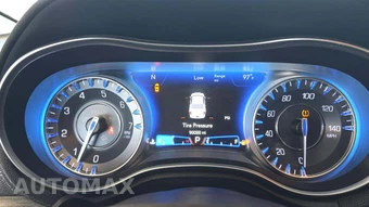 2021 Chrysler 300 Touring L – miniatura 18