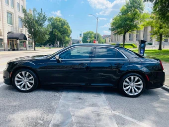 2021 Chrysler 300 Touring L - miniatura 6