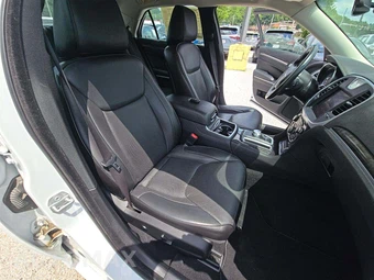 2021 Chrysler 300 Touring L – miniatura 15