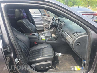 2021 Chrysler 300S – miniatura 18