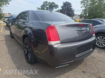 2021 Chrysler 300S – miniatura 2