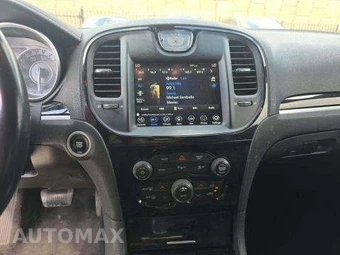 2021 Chrysler 300S – miniatura 11