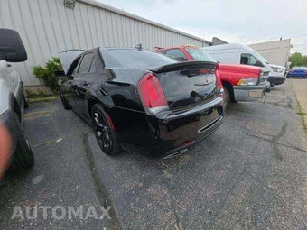 2021 Chrysler 300S – miniatura 2
