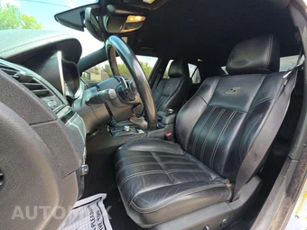 2021 Chrysler 300S – miniatura 3