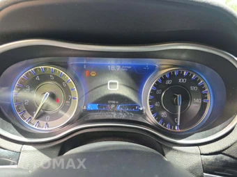 2021 Chrysler 300S – miniatura 6