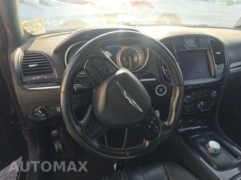 2021 Chrysler 300S – miniatura 10