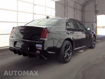 2021 Chrysler 300S – miniatura 4
