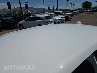 2021 Chrysler 300S – miniatura 12