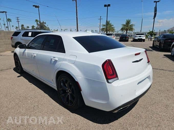 2021 Chrysler 300S – miniatura 2