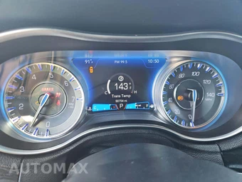2021 Chrysler 300S – miniatura 9