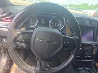 2021 Chrysler 300S - miniatura 16