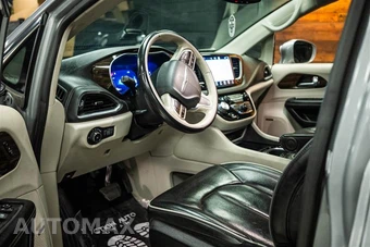 2021 Chrysler Pacifica Hybrid Limited 121.6" WB - miniatura 8