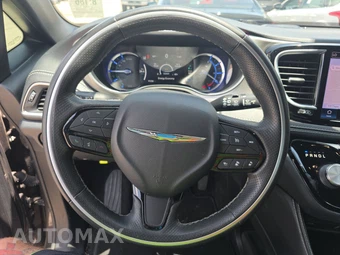 2021 Chrysler Pacifica Hybrid Limited 121.6" WB - miniatura 10