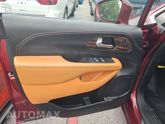2021 Chrysler Pacifica Hybrid Pinnacle 121.6" WB - miniatura 9
