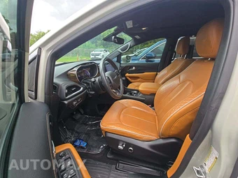 2021 Chrysler Pacifica Hybrid Pinnacle 121.6" WB - miniatura 6