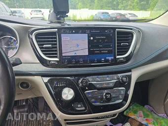 2021 Chrysler Pacifica Hybrid Touring L 121.6" WB - miniatura 7