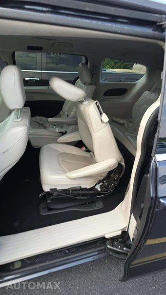2021 Chrysler Pacifica Hybrid Touring L 121.6" WB - miniatura 32