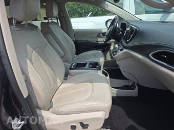 2021 Chrysler Pacifica Hybrid Touring L 121.6" WB - miniatura 8