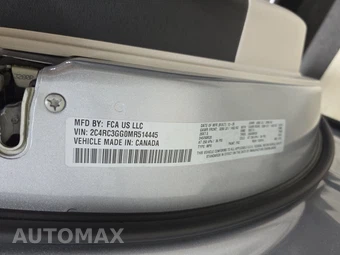 2021 Chrysler Pacifica Limited 121.6" WB - miniatura 15