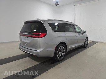 2021 Chrysler Pacifica Limited 121.6" WB - miniatura 4